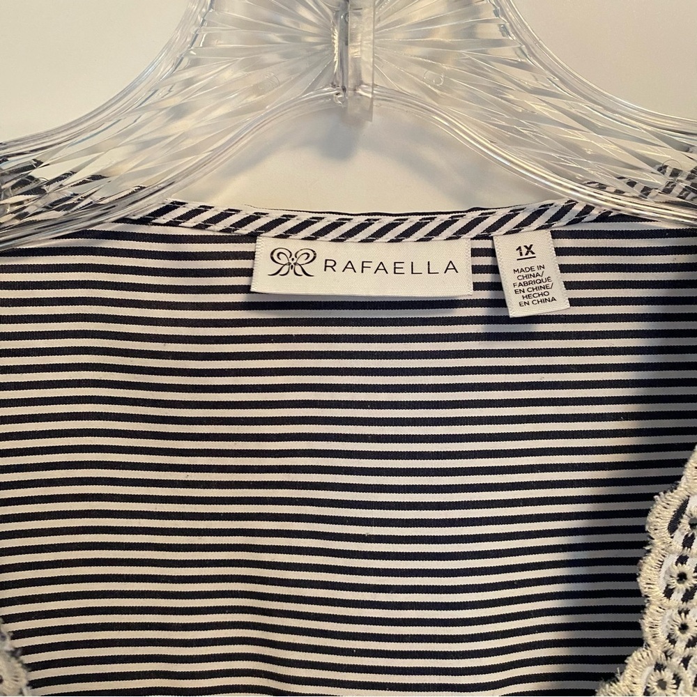 Rafaella Women's Embroidered Bell Sleeve Stripe Top Blue White Plus Size 1X - Picture 10 of 11